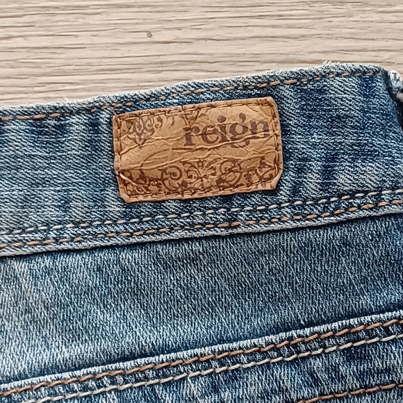 👑 Reign Bootcut Denim Jeans Size 14 (Short) - Picture 9 of 16